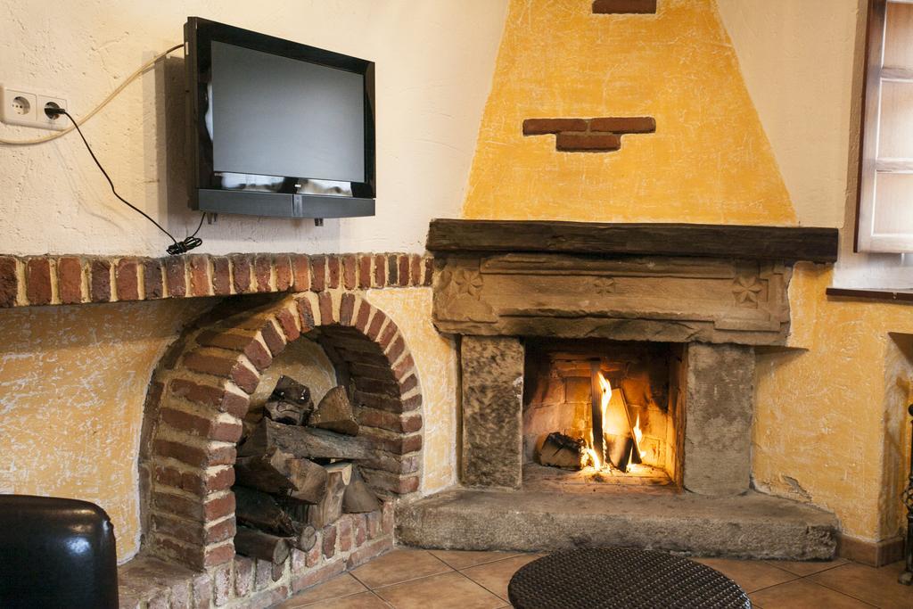 El Cabanon De Pimiango Guest House Bilik gambar