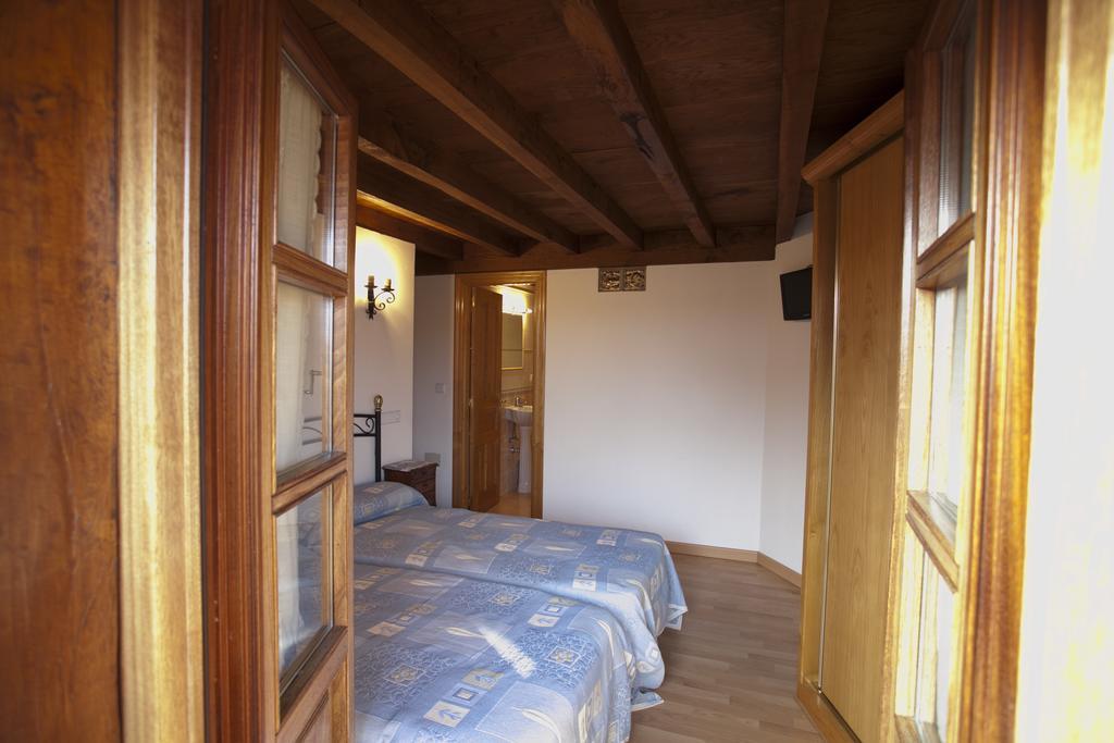El Cabanon De Pimiango Guest House Bilik gambar